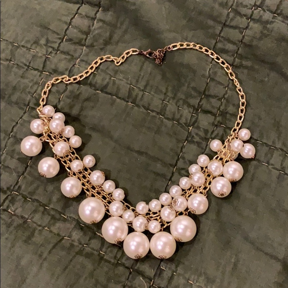 Pearl bubble necklace